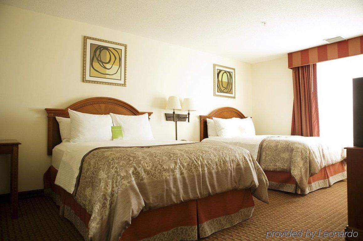La Quinta Inn & Suites By Wyndham The Woodlands Spring Спринг Экстерьер фото
